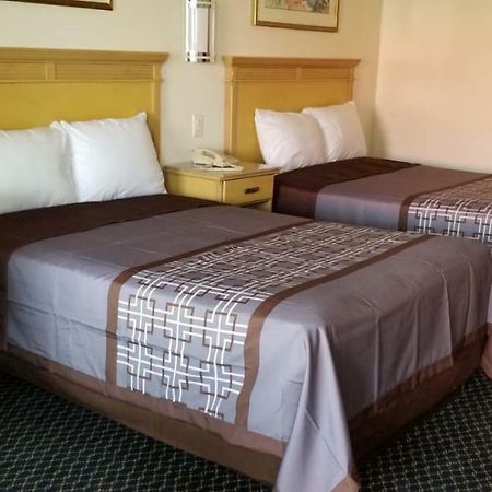 Budget Lodge Newport News Extérieur photo