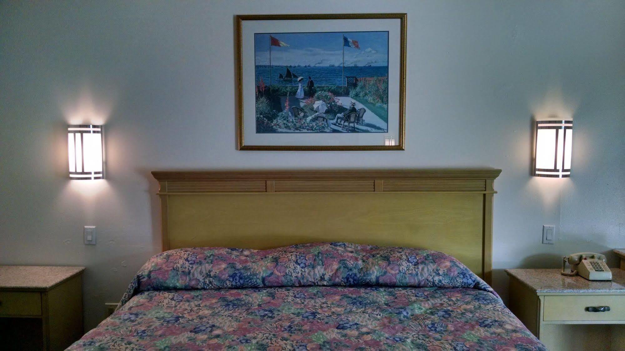 Budget Lodge Newport News Extérieur photo